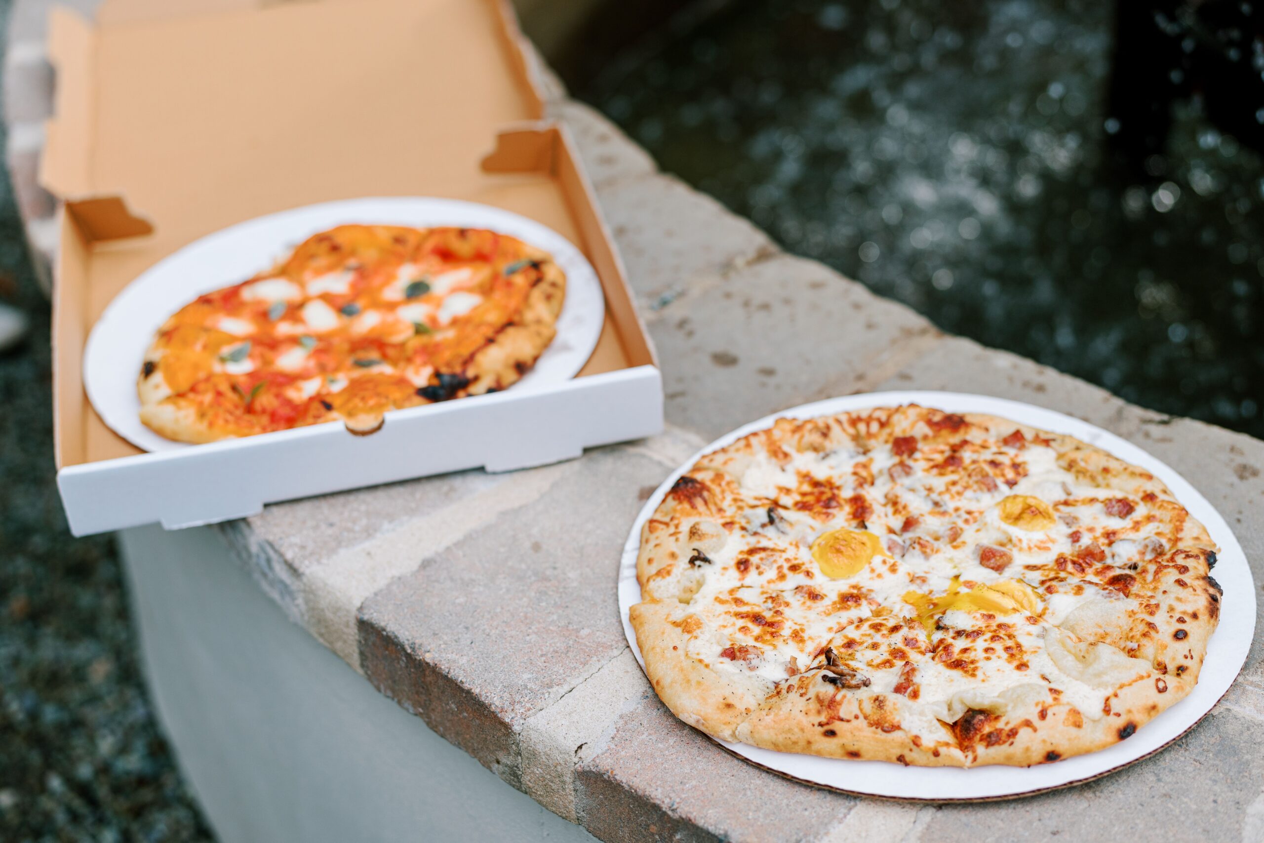 Roost is open! Join us every Friday for live music, wood-fired pizza, and local brews as well as wine by the glass, snacks, and good company Bring your friends, some cash for tipping the musicians, and your appetite. We’ll see you under the oaks!